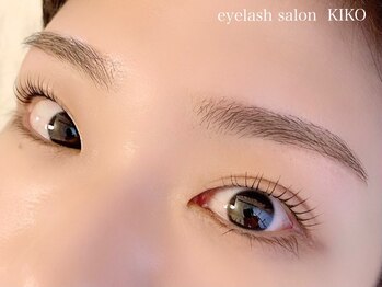 キコ(KIKO)の写真/眉毛の自己処理で限界を感じたら。プロのまつ毛パーマ＆眉で一瞬垢抜け♪ “似合わせ設計”で美しく