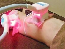 [脂肪冷却マシン]気なる部位の脂肪細胞だけを徹底ケア！