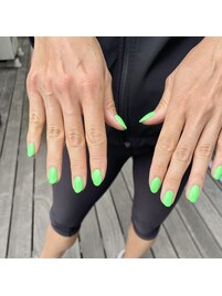 ネオングリーン