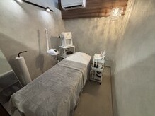 ベル 布施店(Belle)/ハーブピーリング｜ベッドルーム