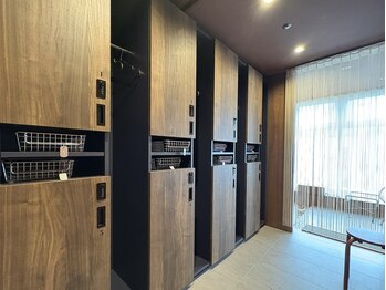 ミネラルスパ バイ アラシノユ(mineral spa by arashi no yu)/ロッカールームでお着換え