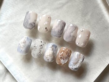 ノンチェ 西宮北口(Nonche)の写真/【毎月アップされるマンスリーデザインが狙い目！】上品・美フォルムなニュアンスネイルはノンチェ☆