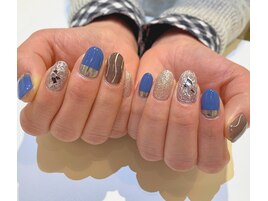 ブルー×シルバー。
