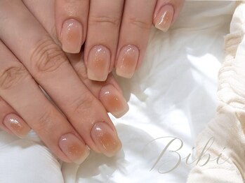 ビビ(Bibi)/チーク ¥7,500~