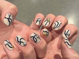 モダンラインネイル