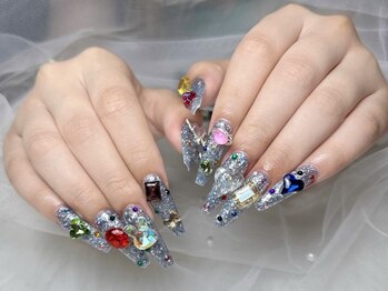シーネイル 久屋大通店(SHE NAIL)の写真/【大切なイベント前に、理想の指先を実現！】心華やぐデザインをご提案 ♪季節に合わせた定額メニューも◎