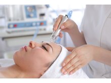 デマントイド(Demantoide&Co)/クリスタルフェイシャル