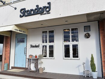 スタンダード(Standard)/外観
