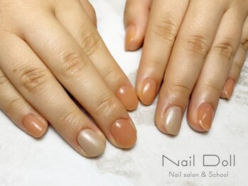 ネイルドール(Nail Doll)/オレンジと上品ラメのワンカラー