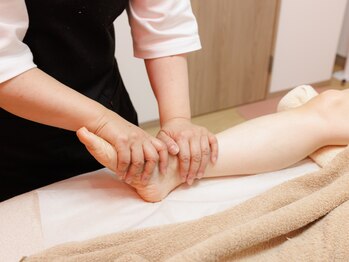 アロマルーム橙 plus/歩きやすくなる足関節ストレッチ