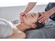 シェノン(Chainon)/ハンドセラピス８０分★顔