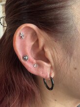 プライベートサロン アール(R)/耳つぼジュエリー☆3粒ずつ