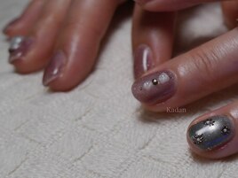 ジュエリーを乗せたように