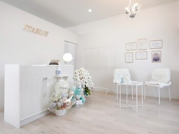 スタブル 水戸店(STABLUE)の写真/【グループ全店口コミ高評価のまつげパーマ・眉毛専門店！】コスパ◎水戸駅から車で8分で専用駐車場あり☆
