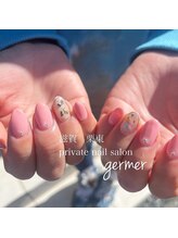 ジェルメ(germer)/ピンクとシェル埋め込みアート！