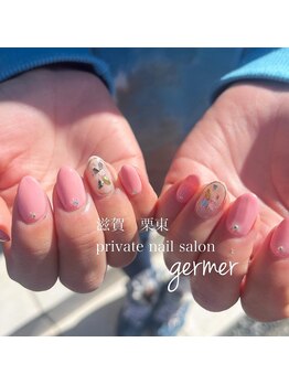 ピンクとシェル埋め込みアート!