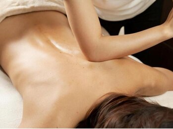 ルシェルブルー(Le ciel bleu)の写真/【高技術ボディリンパ×筋膜リリース70分¥11000】全身の浮腫み解消&自律神経に♪根本改善はよもぎ蒸しも◎