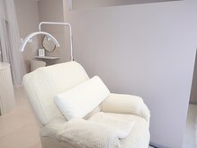 リアン(Lien)の雰囲気(★施術中もリラックスしていただけるリクライニングベッド)