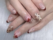 ネイルズバー 新宿店(Nails Bar)/ゴールドドットネイル
