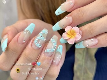 エン(enn)/ハイビスカスネイル