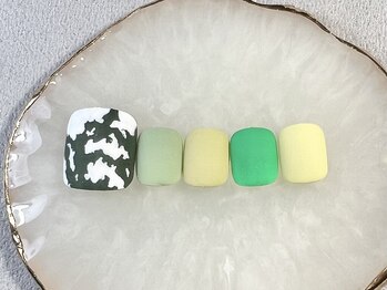 ラフィーナ(RAFFINA)/