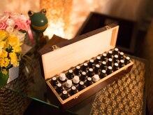 アロマオリンパマッサージに使用するアロマを選定。無香料も◎