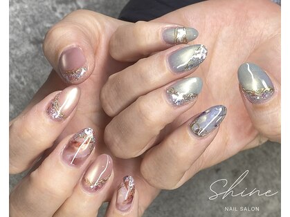 シャイン(Shine)の写真