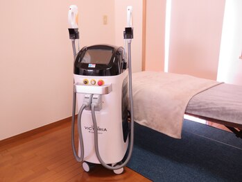 レア(LE'A)/美肌脱毛機【VICTORIA】