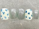 【小花ネイル】