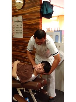 小倉駅前整骨院/首の痛み肩の痛み