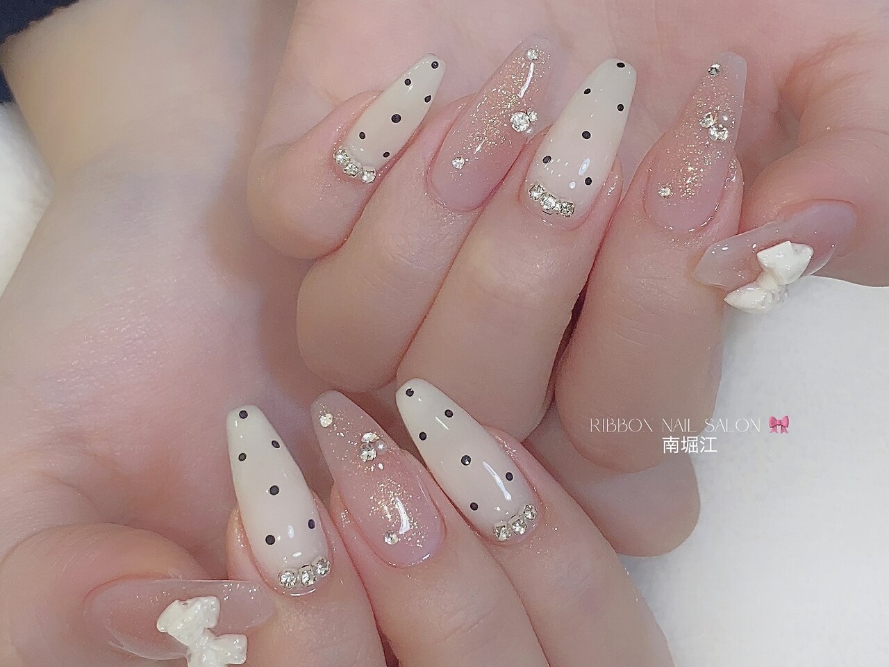 ネイルアート　デザインストーン　まとめ売り 2026年冬トレンド】ストーンのネイルデザイン集｜人気順