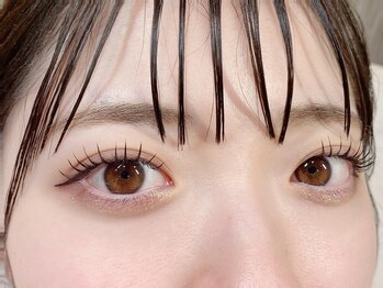 アングゥイー(ungu iE)/【束感マツエク】