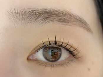 ラーレアイラッシュ(lale.eyelash)の写真/【まつ毛パーマ】お悩みやまつ毛の毛質に合わせてロッドを選択!!パーマ診断、似合わせパーマのご提案も♪