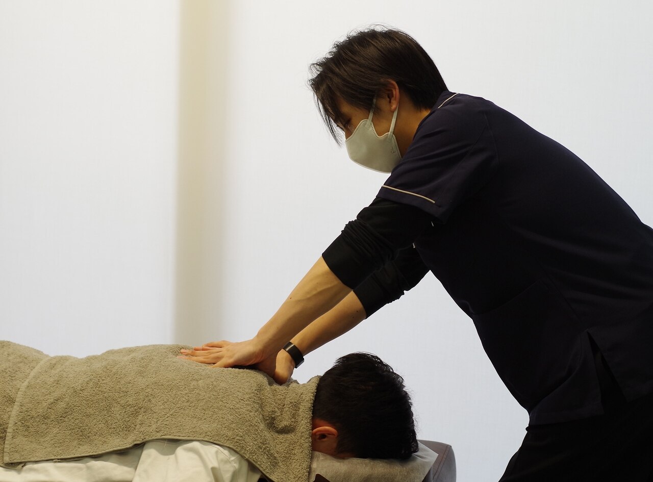 【長年の首や肩のお悩み】首・肩を集中！姿勢改善コース