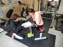 ビッグイーグルスの雰囲気（トレーニング後はメニューの確認！達成感を感じていただきます。）