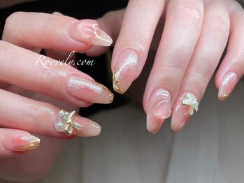 ルブリー(roovely)/キラキラチークネイル