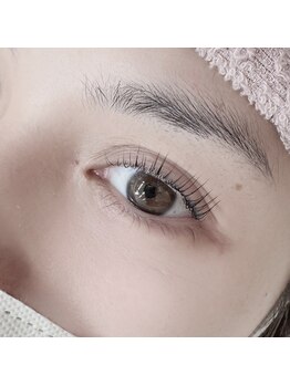 コージィ キュティル(cozy cutil)/根元立ち上げパリジェンヌ