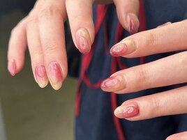 じゅんわりぶとうカラーネイル