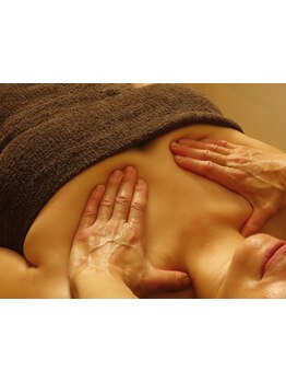 首・肩のつらさを改善したい