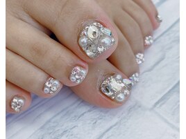 キラキラフットネイル