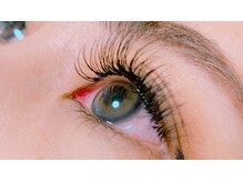 ネイルアンドまつ毛エクステ ルーナ イオン相模原店/フラットラッシュ/180本