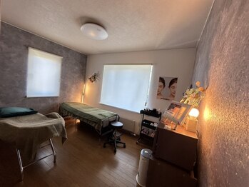 サロン ド ノア(salon de Noa)/内観