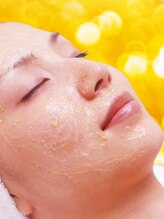 さくら 錦糸町パルコ店/4) 金箔ジェル角質ケア