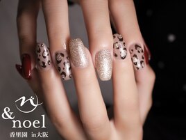 キラキラ レオパード柄ネイル