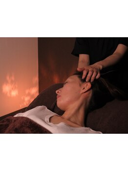 ヘッドスパで癒されたい