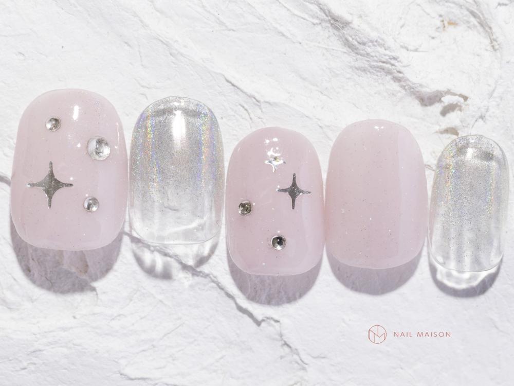 FERVOOOR シルバーとピンクのアートネイル（二つ） セルフネイルのネイルデザイン | ネイルホリック Future Metal｜ネイル