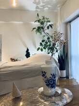 リリーボワ(LillyBois)/花瓶に転生