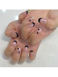 ネイルデザイン大人可愛い