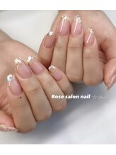 トータルビューティーローズ(Rose)/シェルをを使ったフレンチネイル