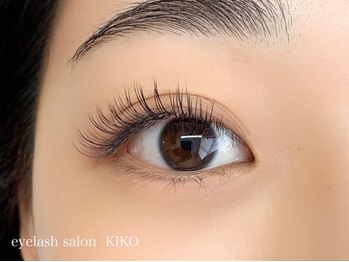 キコ(KIKO)の写真/結果重視のこだわり派も納得のお気に入りサロンに♪大人女性の魅力を引き出す上品な目元に仕上げます。